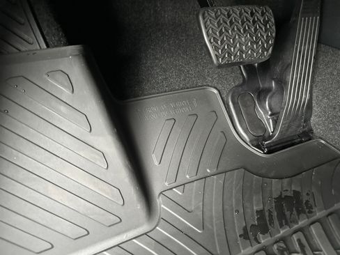 New 2026 Toyota Prius Plug-In Hybrid image 19