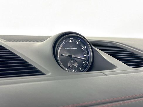 Certified 2022 Porsche Cayenne Turbo S image 21