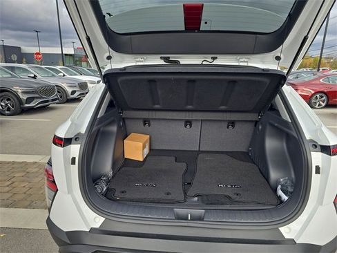 Certified 2025 Hyundai Kona SEL image 22