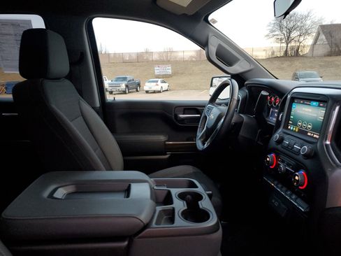 Used 2022 Chevrolet Silverado 1500 LT image 33