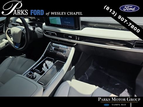 Used 2025 Lincoln Aviator Black Label w/ Black Label Special Edition AWD/4WD image 11