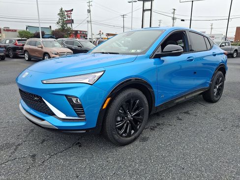 New 2025 Buick Envista Sport Touring w/ Convenience I Package image 3