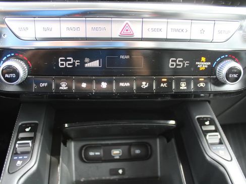 Used 2022 Kia Telluride SX w/ SX Prestige Package AWD/4WD image 49
