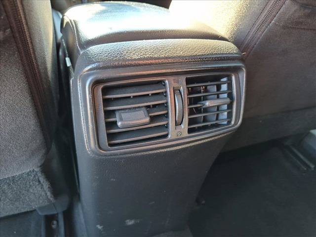 Used 2015 Nissan Rogue SV AWD/4WD image 21