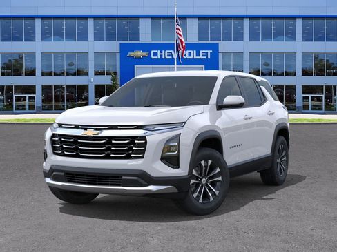 New 2026 Chevrolet Equinox LT w/ Convenience Package II image 6