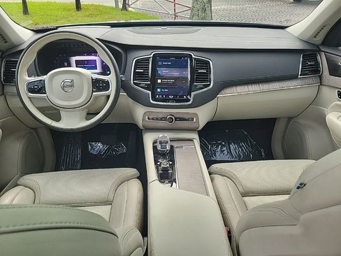 Used 2024 Volvo XC90 B6 Ultimate w/ Protection Package Premier image 9