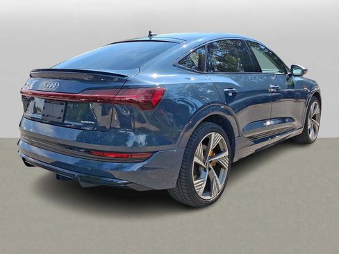 Used 2022 Audi e-tron Prestige AWD/4WD image 31