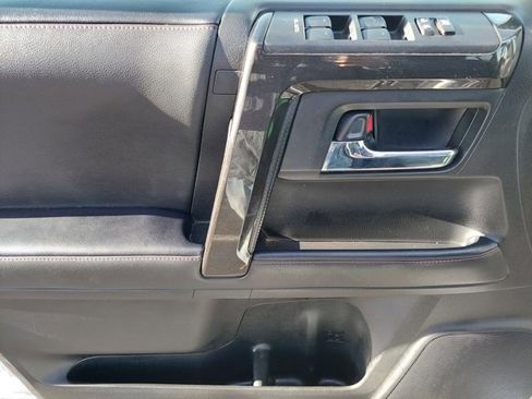 Used 2024 Toyota 4Runner TRD Off-Road Premium image 40