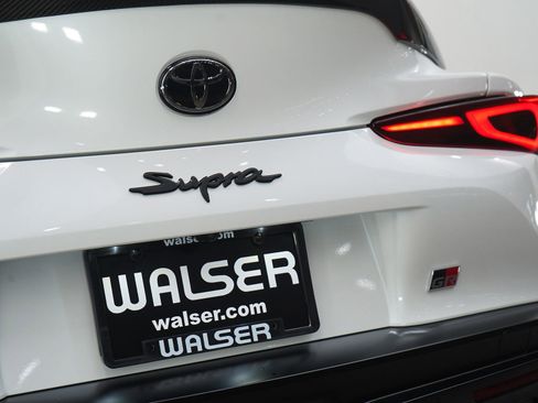 Used 2026 Toyota Supra image 12
