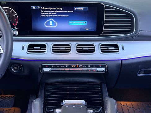 Certified 2025 Mercedes-Benz GLE 450 4MATIC Coupe image 21