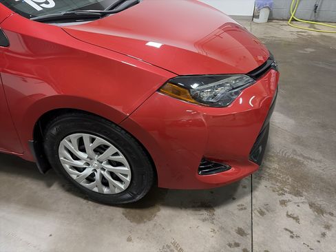 Used 2019 Toyota Corolla LE FWD image 33
