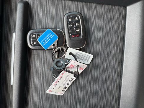 Used 2025 Honda Odyssey EX-L image 34