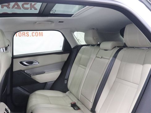 Used 2019 Land Rover Range Rover Velar S AWD/4WD image 16