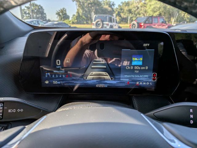 Used 2025 Chevrolet Equinox LT w/ Safety and Technology Package FWD image 23
