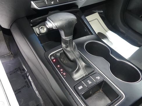 Used 2020 Kia Sorento LX w/ LX I4 Convenience Package image 35