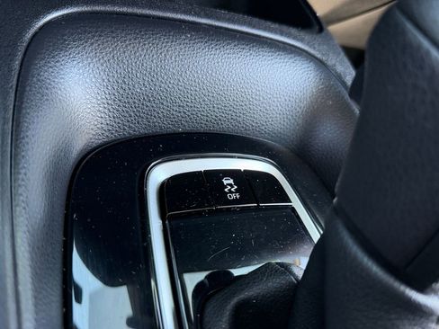 Used 2024 Toyota Corolla LE FWD image 29