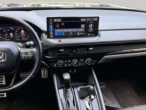 Used 2023 Honda Accord Sport image 7
