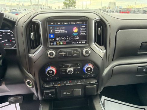 Used 2022 GMC Sierra 1500 AT4 AWD/4WD image 27