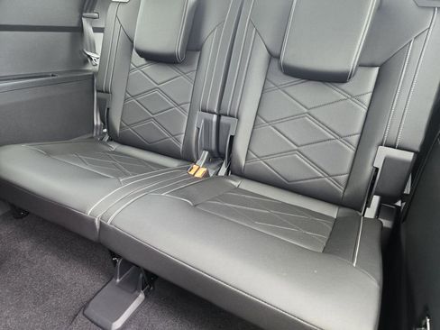 New 2026 Volkswagen Atlas SE image 22