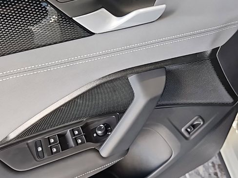 New 2026 Volkswagen Tiguan SE R-Line image 27