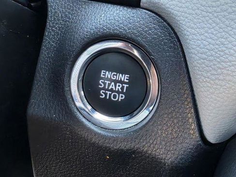 Certified 2025 Toyota RAV4 XLE w/ Convenience Package image 19