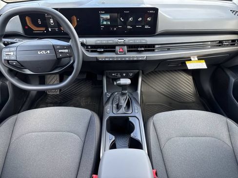New 2026 Kia K4 FWD image 19