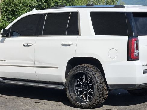 Used 2015 GMC Yukon Denali w/ Open Road Package AWD/4WD image 3