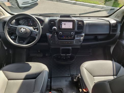 Used 2025 RAM ProMaster 2500 w/ Convenience Group FWD image 16