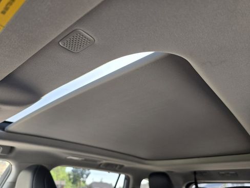 Used 2022 Toyota Highlander Platinum image 24