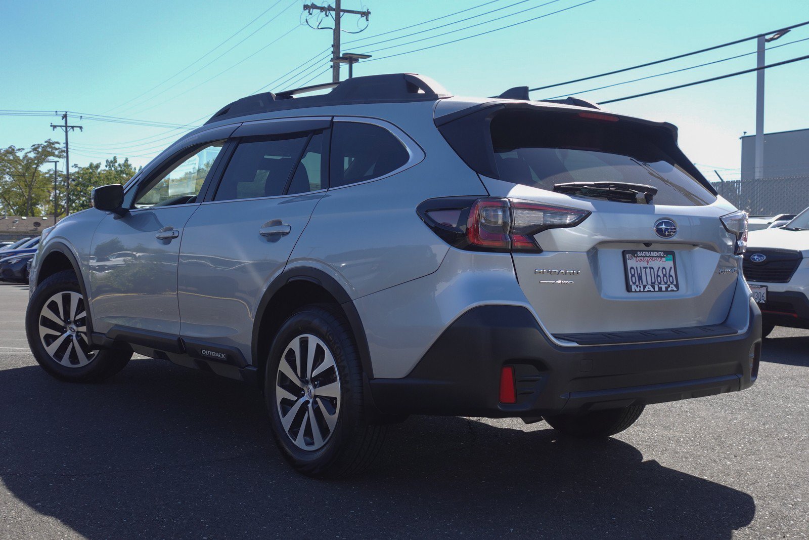 Certified 2021 Subaru Outback Premium AWD/4WD image 7