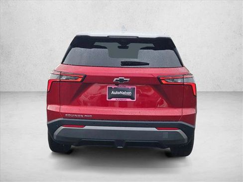 New 2026 Chevrolet Equinox LT w/ Convenience Package II image 8