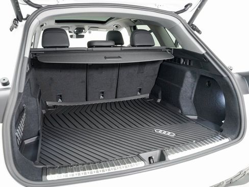 New 2025 Audi Q5 Premium image 23