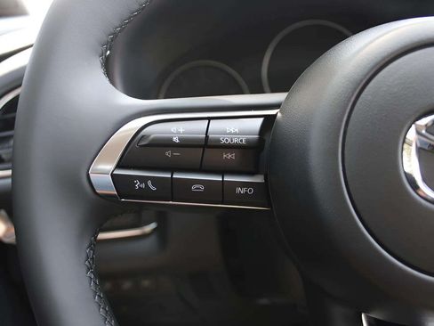 Used 2025 MAZDA CX-30 AWD 2.5 S w/ Preferred Package image 25