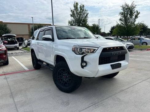 Used 2022 Toyota 4Runner SR5 Premium w/ Moonroof Package AWD/4WD image 1