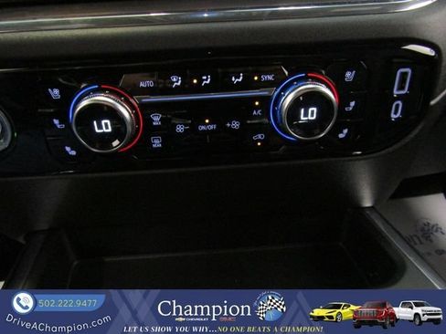 Used 2023 GMC Sierra 1500 SLT w/ SLT Premium Package AWD/4WD image 40