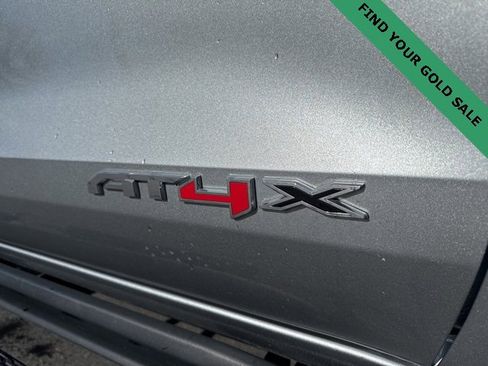Used 2023 GMC Canyon AT4X image 10