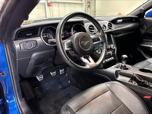 Used 2018 Ford Mustang GT Premium w/ GT Performance Package RWD image 16