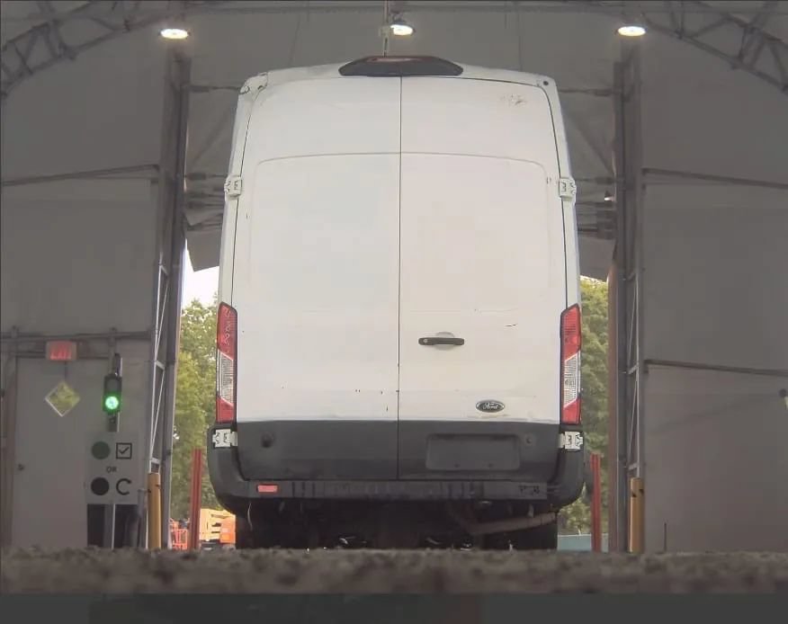 Used 2020 Ford Transit 350 148 High Roof Extended RWD image 9