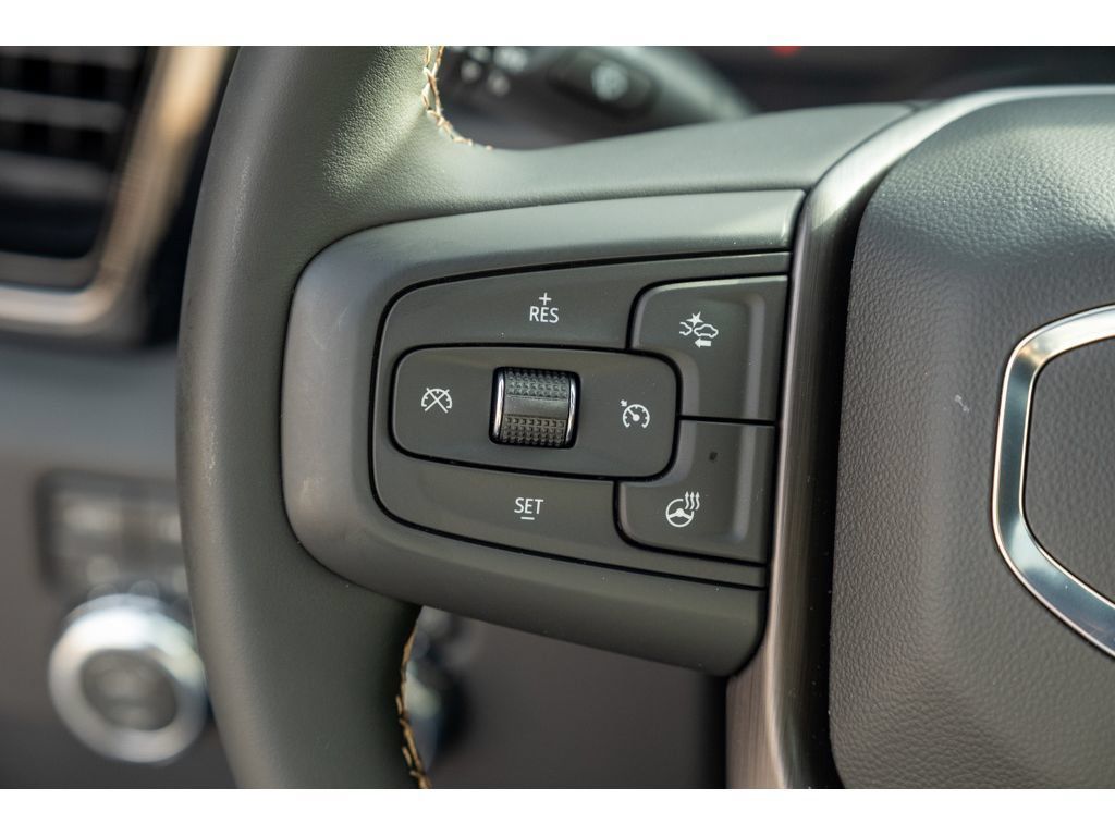 New 2026 GMC Sierra 2500 AT4 w/ AT4 Premium Plus Package AWD/4WD image 19