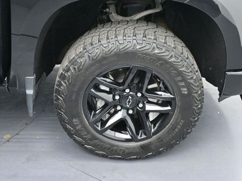 Used 2023 Chevrolet Silverado 1500 LT Trail Boss w/ Protection Package image 33