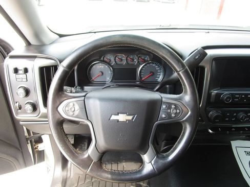 Used 2018 Chevrolet Silverado 1500 LT w/ All Star Edition AWD/4WD image 11