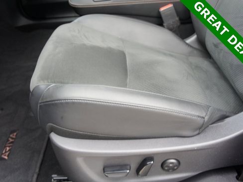 Used 2023 Nissan Ariya AWD image 29