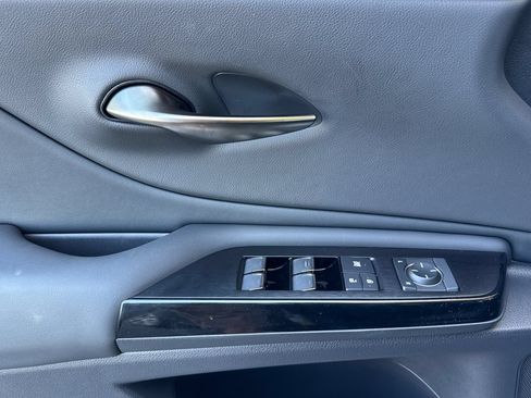 Certified 2025 Lexus ES 350 w/ Accessory Package (Z1) FWD image 12