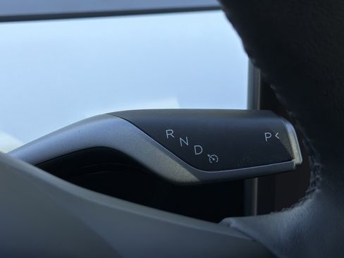 Used 2023 Tesla Model 3 Standard Range RWD image 58
