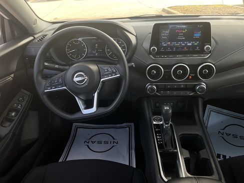 Used 2025 Nissan Sentra SV FWD image 13