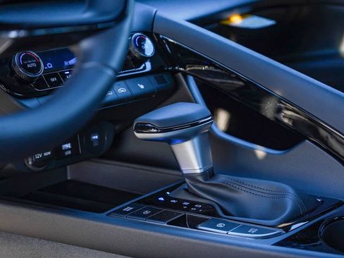 New 2026 Hyundai Elantra SEL Sport Premium image 23