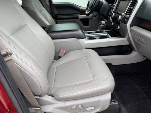 Used 2015 Ford F150 Lariat w/ Equipment Group 502A Luxury AWD/4WD image 21