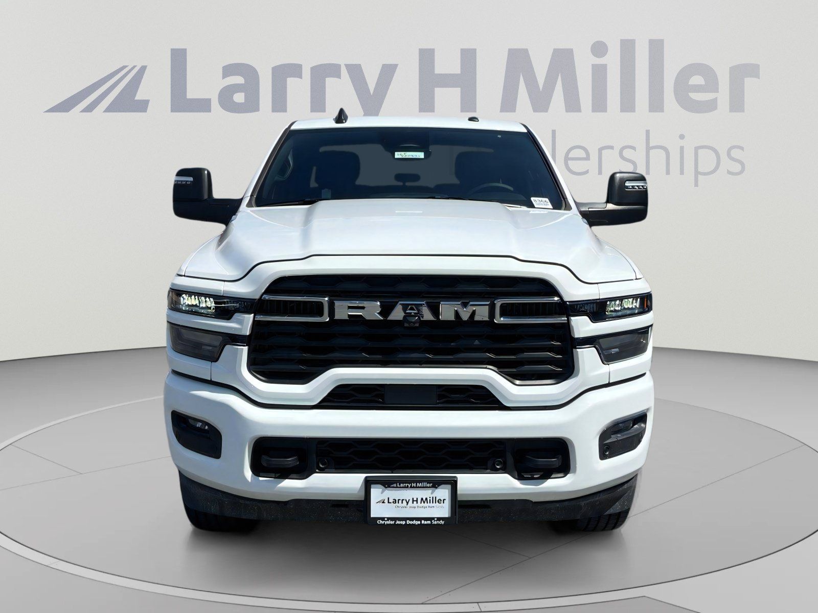New 2026 RAM 2500 Big Horn AWD/4WD image 8