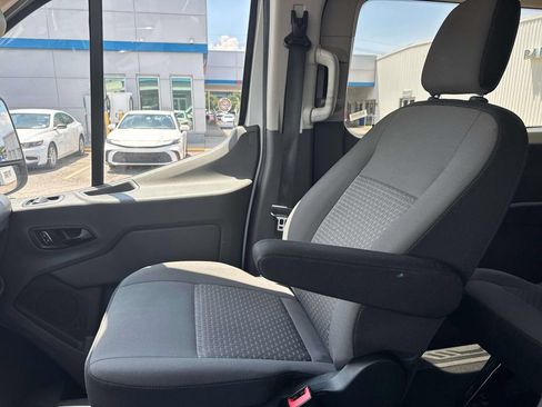 Used 2024 Ford Transit 350 XLT RWD image 17