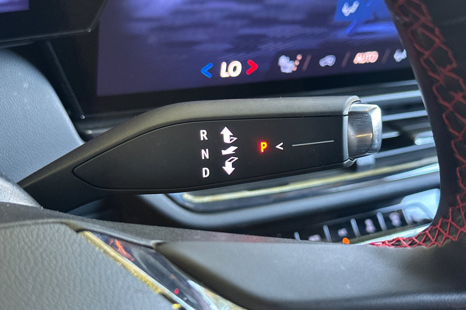 Used 2024 Chevrolet Equinox EV RS FWD image 38